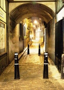 Our tour begins by passing beneath this old arch into the cobblestoned Gunthorpe Street.