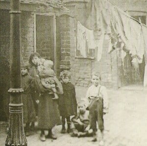 A group of East End children.