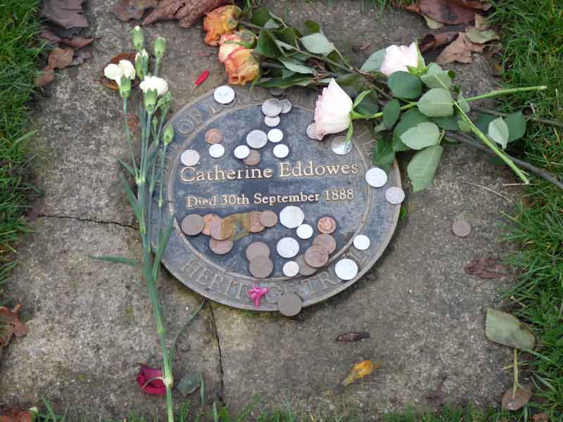 A photograph of the memorial plaque to Catherine Eddowes.