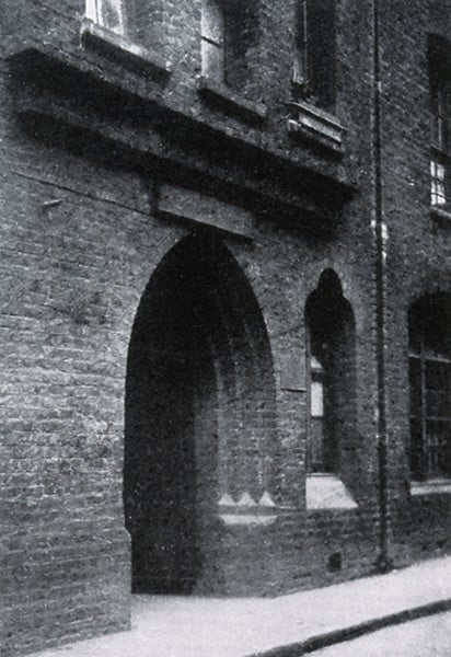 A view of George Yard Buildings