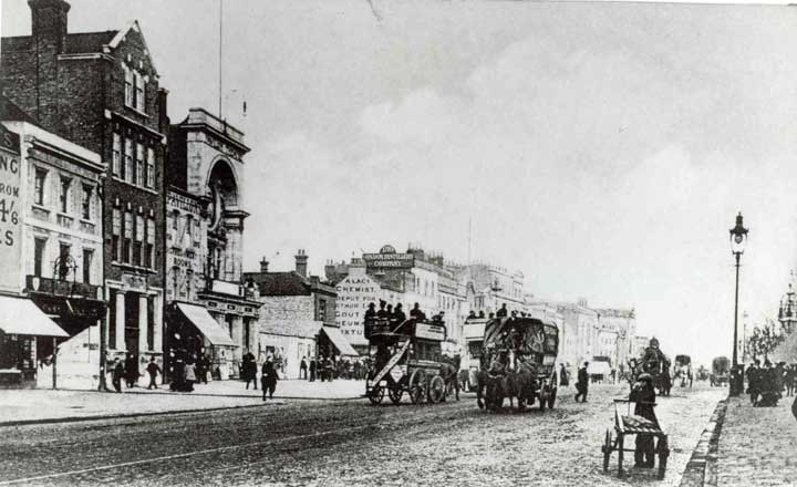 A view along 19th century Whitechapel Road.